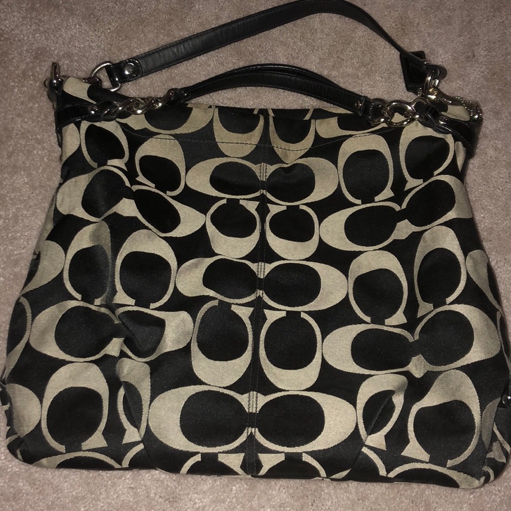 Coach purse - Picture 2 of 6